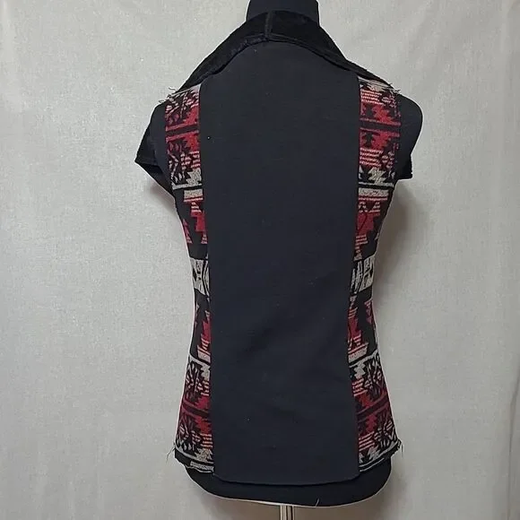 Anama Open Front Vest Women's Size Small Aztec Print Black Red Tan soft Collar - Picture 3 of 9